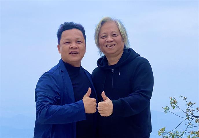 1679238100362759.jpg 合影 - 副本.jpg